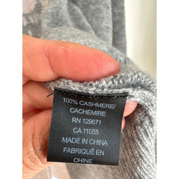 Skull Cashmere Colorblock 100% Cashmere Pullove Sweater - Pink & Gray, M - Picture 4 of 8